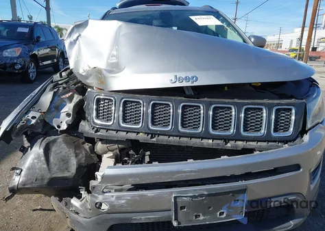 2020 Jeep Compass Latitude Fwd z USA, uszkodzony, nr VIN 3C4NJCBB3LT115069